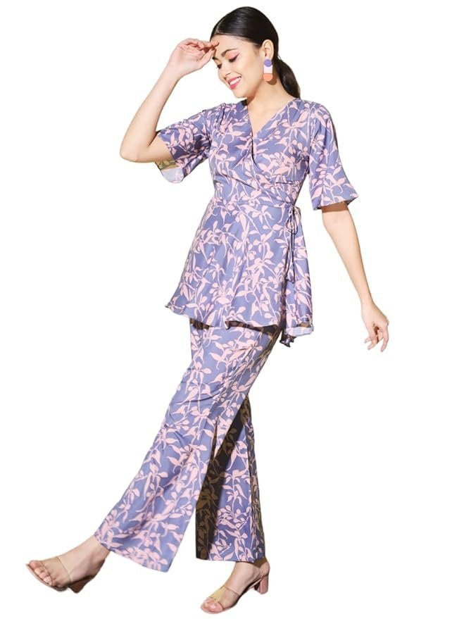61Q98ilJCWL._SY879_ Women's Top with Pant Botnical Printed Co-ord Set - Image 1